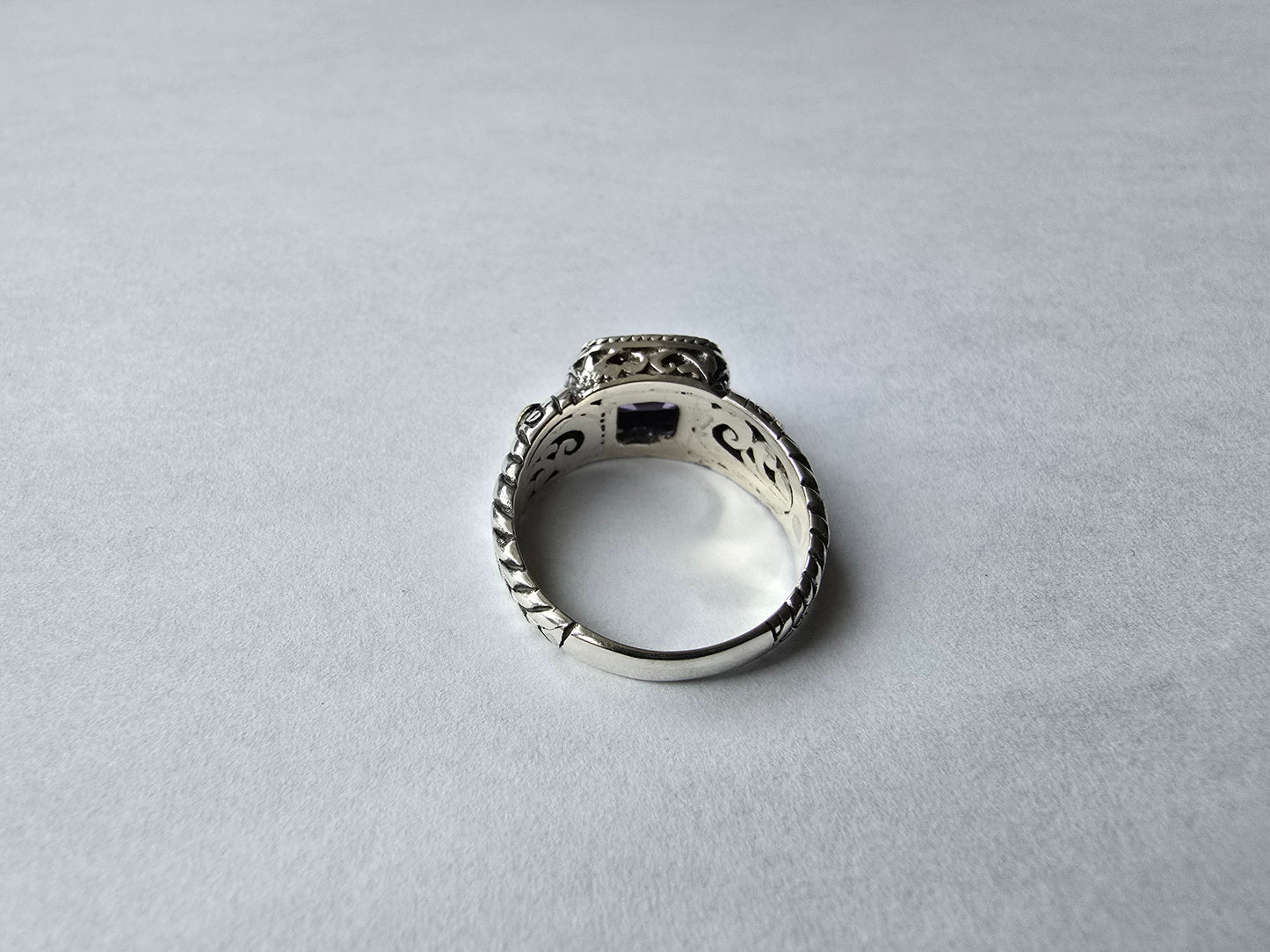 Batur Ring - Amethyst