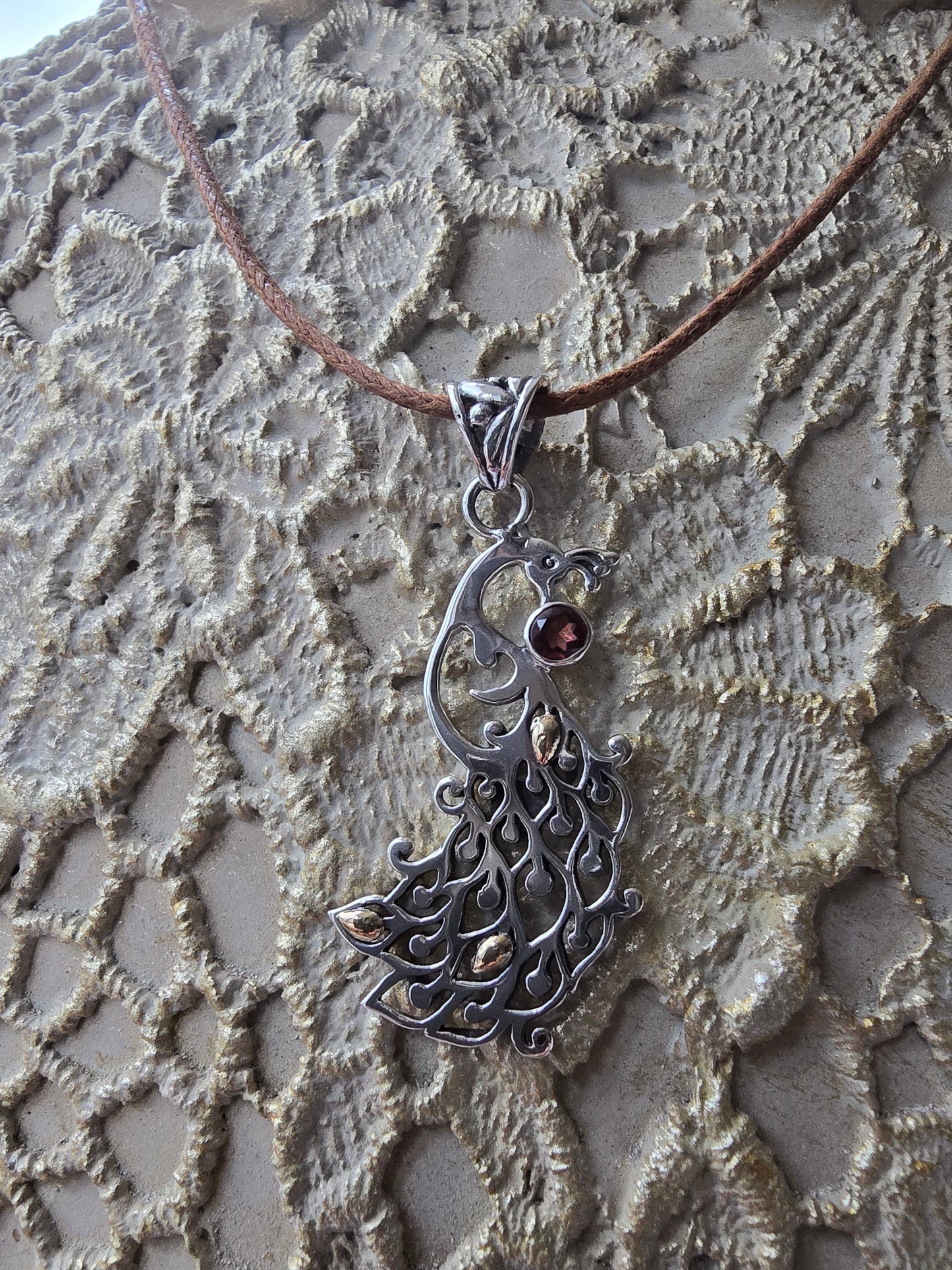 Merak Pendant