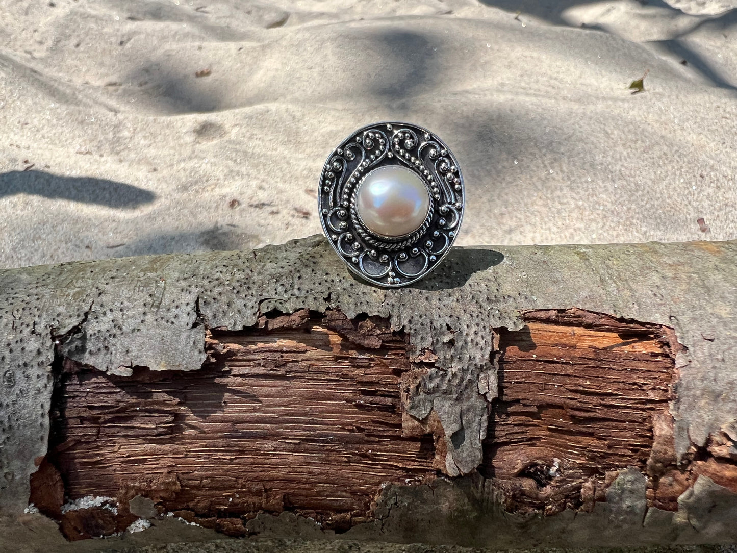 Mabe Pearl Cocktail Ring