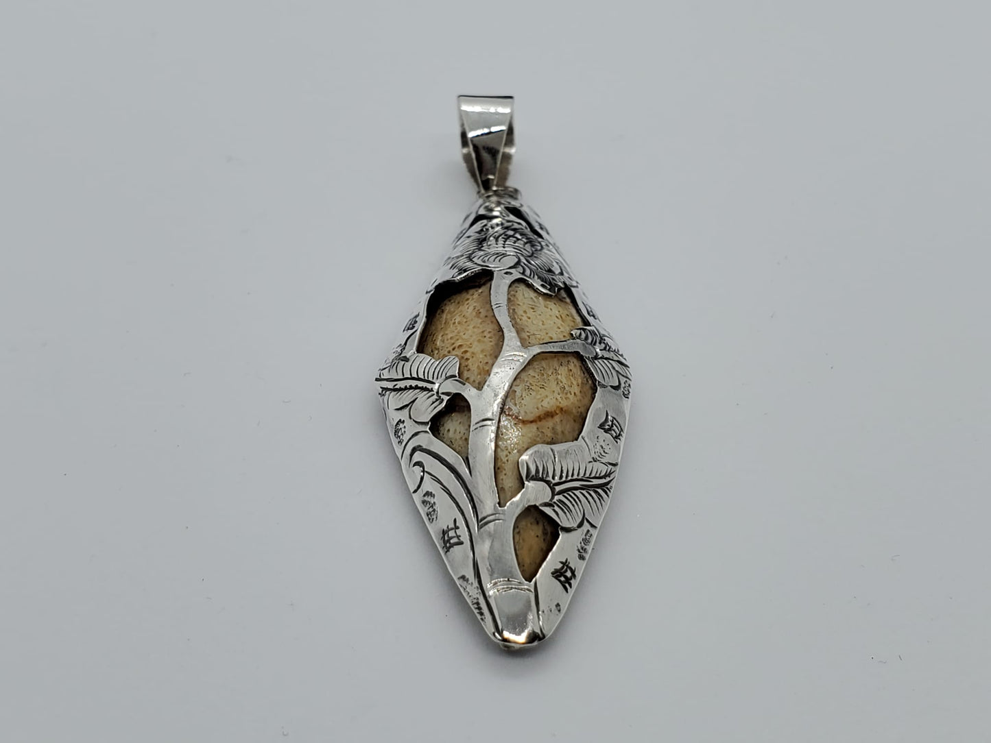 Cocoon Pendant