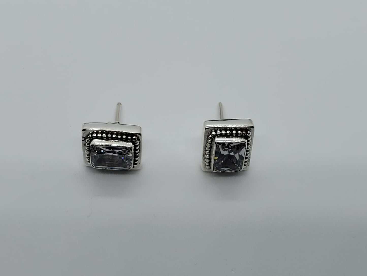 Quartz Studs