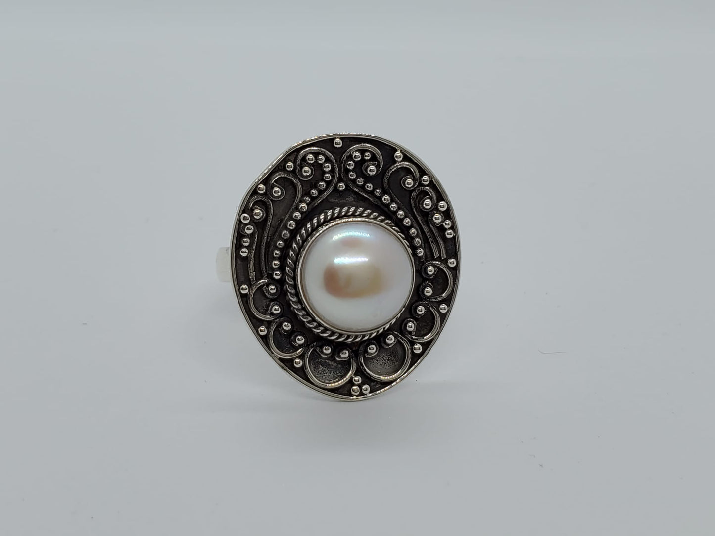 Mabe Pearl Cocktail Ring