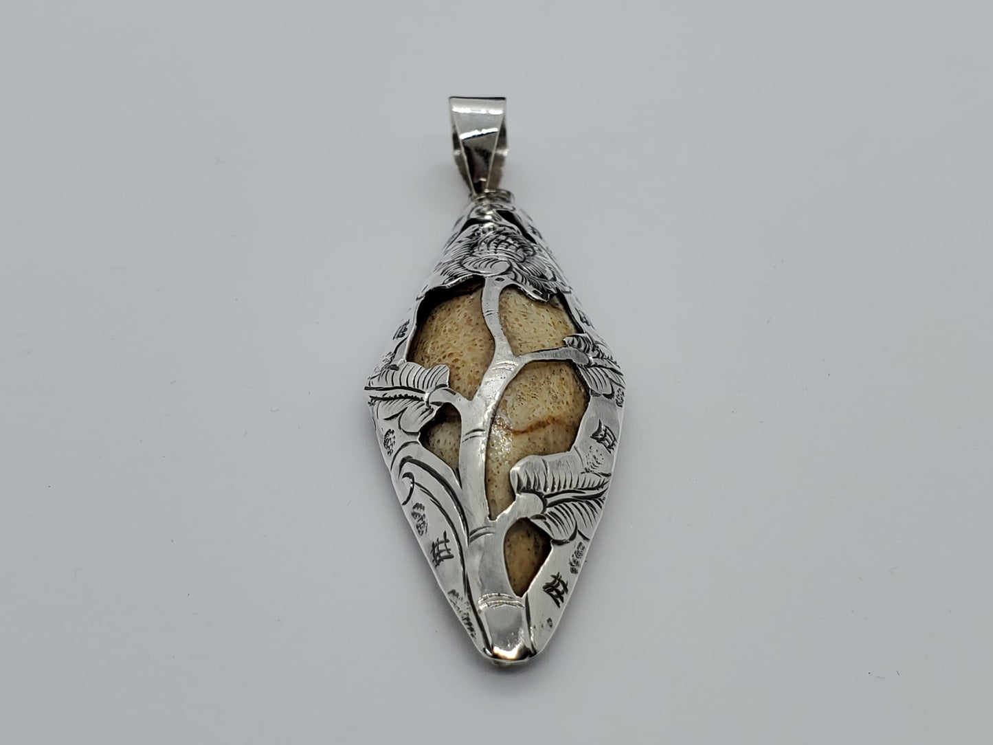 Cocoon Pendant