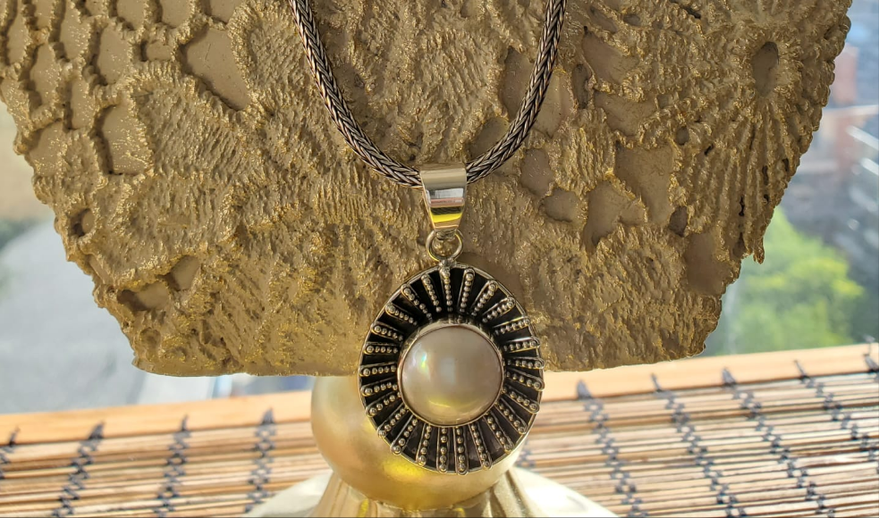 White Pearl Pendant