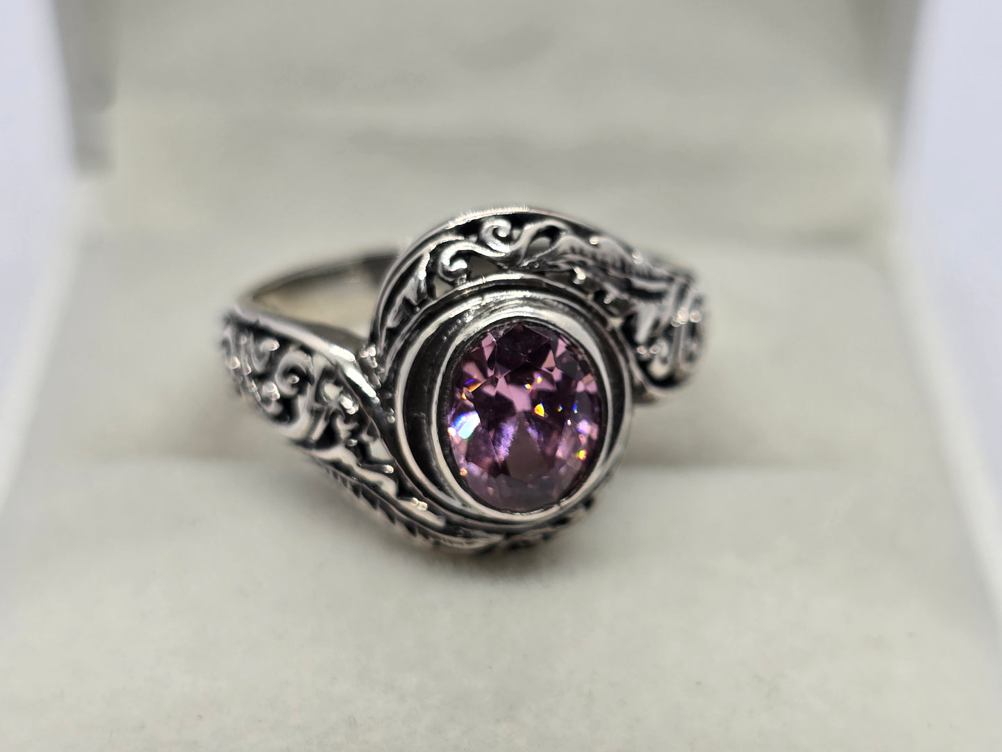 Rose Quartz Carved Ring