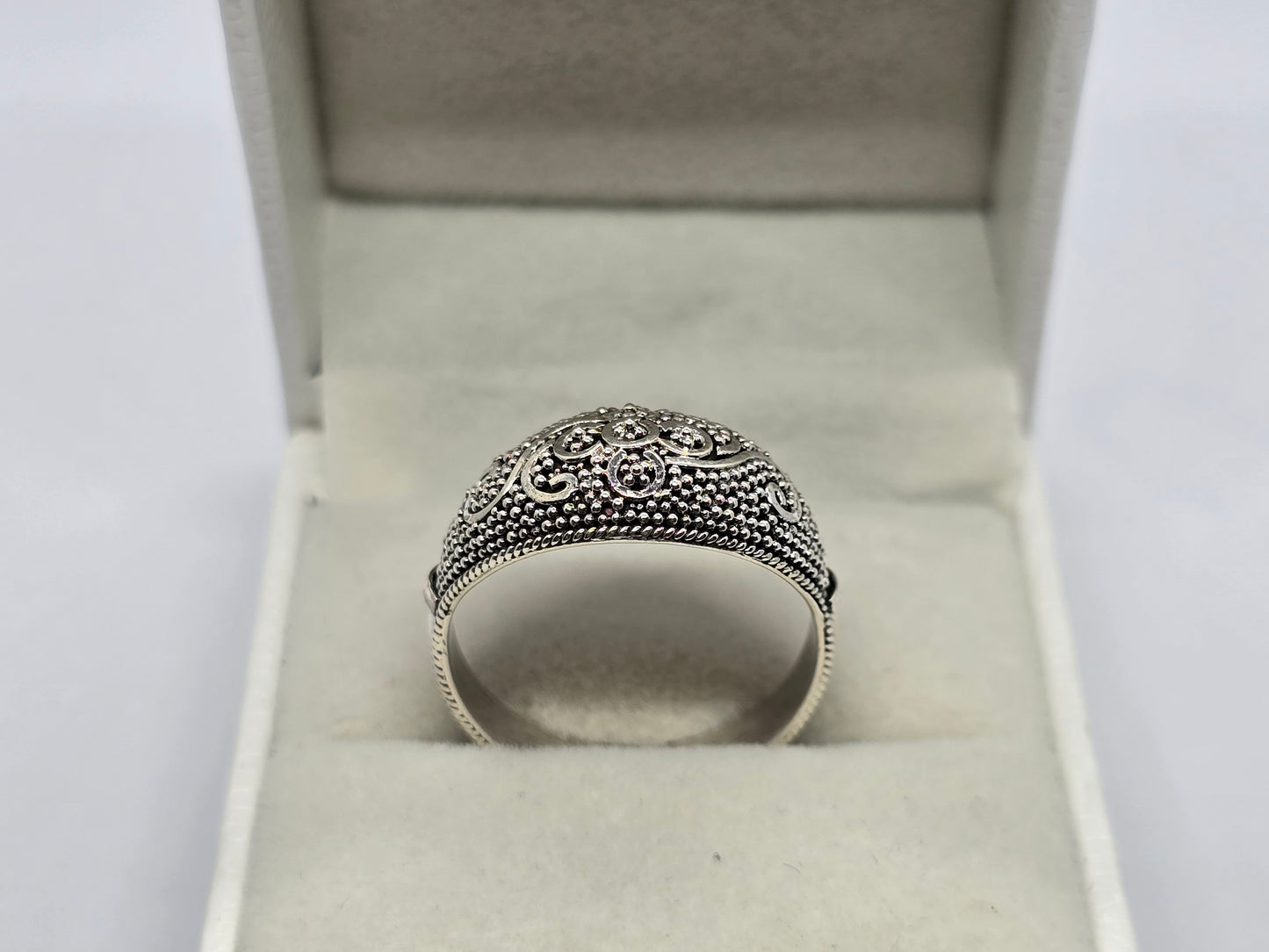 Globules Ring