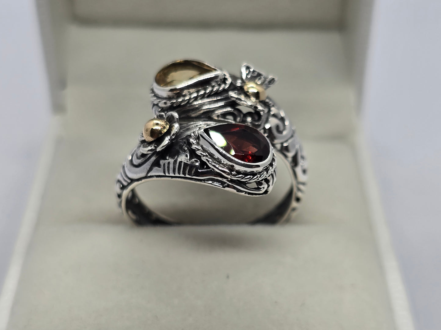 Huggie Ring - Garnet & Citrine